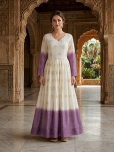 Robes longues amples décontractées pour femmes, style traditionnel indien et pakistanais, en tissu dégradé blanc et violet, pour toutes les saisons - Product Image 4