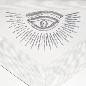 Tablier en peau de mouton personnalisé avec logo Maître Maçon Loge Bleue, broderie main au point de croix et travaux d'aiguille, Régalia Maçonnique Blanche - Product Image 6