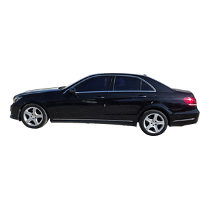 Mercedes-Benz Clase E Diésel Sedán con Volante a la Izquierda, Asientos de Cuero, Interior Oscuro - Exportador Coreano Inspeccionado (300500 Autos/Mes) - Product Image 6