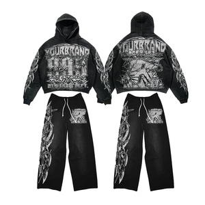 Ensemble de survêtement unisexe OEM personnalisé en gros, style streetwear épais, avec pantalon de survêtement court délavé à l'acide, effet usé et strass, et sweat à capuche - Product Image 2