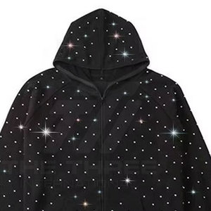 Sudadera con Pedrería para Hombre de Alta Calidad Hecha en Pakistán, Diseño con Pedrería Brillante, Ropa Casual, Moda Moderna - Product Image 3