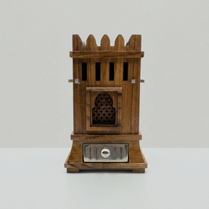 Brûle-encens en bois artisanal en forme de château, avec des fenêtres en treillis complexes, un tiroir métallique amovible et un élégant détail en merlon. - Product Image 1