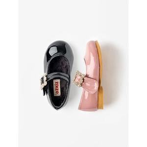 Zapatos de Vestir Coreanos Premium OZKIZ D08 para Niñas de 2 a 7 Años, Zapatos Infantiles de Moda de Invierno al por Mayor - Product Image 1