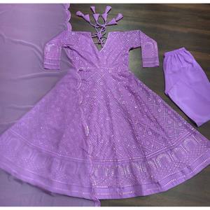 Costume Anarkali de créateur pour femmes avec broderie à séquence de fil - Product Image 1