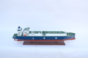 Maquette de navire tanker en bois Maran Gas Achilles faite à la main - Réplique à l'échelle d'un navire de transport de GNL haut de gamme pour la décoration de la maison ou du bureau - Product Image 1