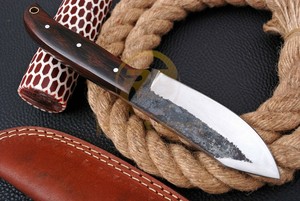 Couteau de chasse en acier au carbone, couteau tactique de survie, manche en bois, couteau de camping d'extérieur avec étui en cuir - Product Image 2