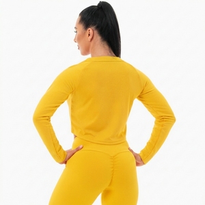 Haut de sport respirant pour femme en jersey polyester/coton, coupe courte, manches longues, extensible et doux, idéal pour l'entraînement et le fitness - Product Image 4