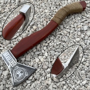 ขวานตั้งแคมป์เหล็กดามัสกัสทำมือแบบกำหนดเองของ Tomahawks ของขวัญวันคริสต์มาส พร้อมปลอกหนัง ด้ามไม้ รับประกัน 1 ปี - Product Image 1