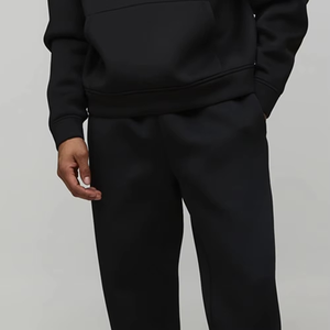 Fabricante OEM de Conjuntos de Sudadera con Capucha y Pantalones Deportivos para Hombre, Personalizables, de Gran Tamaño, Proveedor de Fábrica de Trajes Deportivos Lisos - Product Image 3