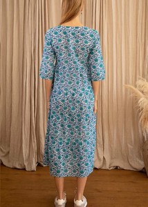 Vestido Midi de Algodón Orgánico con Estampado Floral Asimétrico Vintage Ecológico para Mujer |   Vestido Veraniego Transpirable y Modesto con Corte en A y Manga 3/4 - Product Image 2