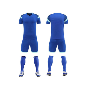 Concevez vos propres maillots de football avec des personnalisations, respirants, à séchage rapide, à manches courtes, 100% polyester, ensemble uniforme de football - Product Image 1