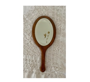 Espejo de mano de madera con acabado natural, marco liso, accesorio de belleza portátil para tocador y maquillaje - Product Image 6