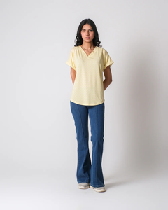 T-shirt en coton jaune à col en V et manches courtes, coupe classique, vêtements décontractés pour femmes - Product Image 5