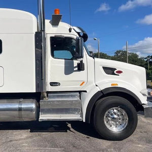 Camión Tractor Moderno de 10 Ruedas 6x4 Diésel, Camión Comercial de Servicio Pesado para Transporte de Carga Global - Product Image 1