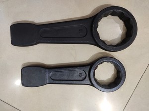 Llave de impacto con extremo de anillo de acero CRV con acabado de fosfato negro - Product Image 4