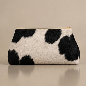 Bolso de Mano de Piel Vacuna de Lujo para Mujer, Color Negro y Blanco con Estampado de Vaca, Piel Auténtica, Cierre Dorado, Logotipo Personalizado OEM - Product Image 1