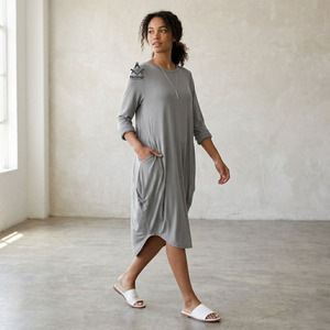 Robe longue en coton pour femmes, broderie Delta Sigma, regalia maçonnique héritage, pour sororité |   Broderie personnalisée pour femmes de la sororité - Product Image 3