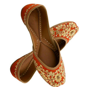 Sandalias Étnicas Tradicionales Hechas a Mano para Mujer, Khussa/Punjabi Jutti, Khussa de Moda, Khussa Fabricada en Pakistán, Punjabi Jutti - Product Image 2