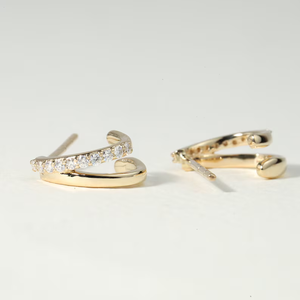 Pendientes de Aro con Diamantes, Pendientes Minimalistas con Diamantes, Diamantes Extraídos de la Tierra, Joyería Fina Elegante, Regalo para Ella - Product Image 4