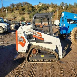Minicargadora Bobcat T450 con motor diésel en buen estado, a la venta a bajo precio, disponible con entrega rápida, en stock. - Product Image 5