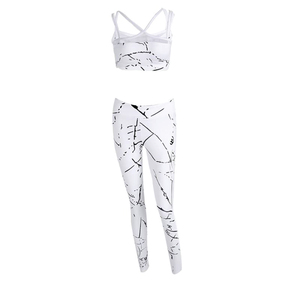 Ensemble de yoga personnalisé pour femmes, nouveau design pour l'extérieur, imperméable, motif uni, grande taille, logo sur la taille et sur le devant - Product Image 1