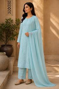 Kurti ethnique bleu ciel pour femme, brodé à la main, coupe droite, motif floral, collection exclusive - Product Image 2