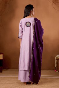 Conjunto de Lujo de Seda Romana Anarkali Kurta Palazzo Dupatta |   Ropa Festiva para Fiestas |   Fabricante de Ropa de Calidad para Exportación - Product Image 3