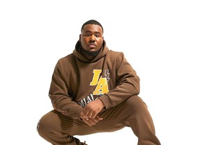 Ensemble de survêtement personnalisé pour homme avec logo, imprimé 3D en relief, pantalon de jogging évasé et sweat à capuche - Product Image 2