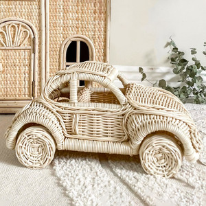 Voiture miniature en rotin faite à la main pour garçons, super affaire, jouet pour enfants, jeu d'imagination - Product Image 1