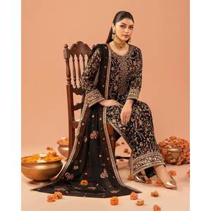 ชุดสูทนักออกแบบ XL พร้อมลำดับเส้นไหมงานเพชรแท้ - Product Image 6