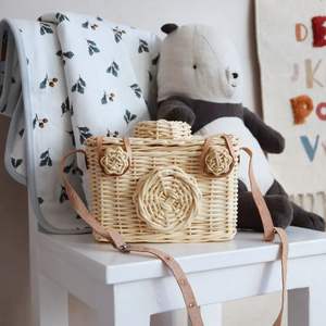 Tendance du moment Excellente qualité Sac à main en rotin tissé à la main adorable pour enfants Sacs à main pour enfants en forme d'appareil photo - Product Image 6