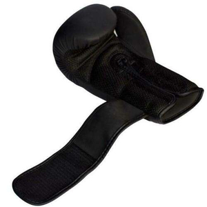 Gants de boxe en cuir noir de qualité supérieure avec design antidérapant, respirant et durable, et fermeture pour l'entraînement et le combat des enfants - Product Image 3