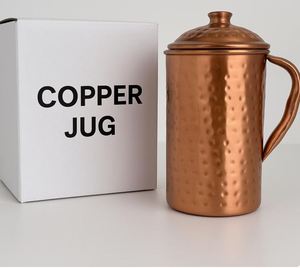 Ensemble de carafes en cuivre pour tournage publicitaire, accessoire de style, service d'eau, ensemble métallique avec verres, durable, réutilisable, vaisselle de cuisine et de salle à manger - Product Image 2