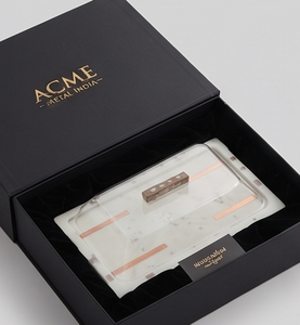Plateau de service élégant à motif marbré avec accents en cuivre, design raffiné pour usage résidentiel, cadeau de mariage, surface alimentaire sécurisée pour le bureau - Product Image 5