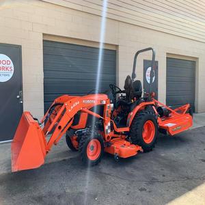 Tracteur à chenilles Kubota 4x4 pour l'agriculture et la ferme, mini tracteur à chenilles 4x4 avec moteur neuf, état neuf/d'occasion - Product Image 3