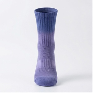 Chaussettes ras du cou tricotées unies et respirantes pour adultes – Idéales pour le printemps et les tenues décontractées - Product Image 1