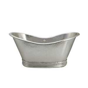 Bañera de cobre independiente de diseño antiguo con elegantes detalles artesanales para una experiencia de spa en casa cálida y acogedora. - Product Image 4