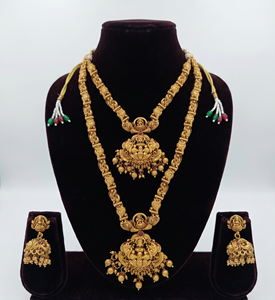Parure Collier et Boucles d'Oreilles Divyoro Antique Lakshmi Temple Plaqué Or Classique pour Femme Bijoux Ethniques de Mariage - Product Image 1