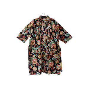 Robe kimono florale Kalamkari noire de luxe pour femmes |   Robe de chambre courte en coton avec poches |   Ensemble de vêtements de nuit à manches longues et col en V - Product Image 1