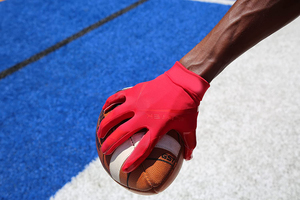 Guantes de fútbol americano, guantes de fútbol americano para jóvenes, guantes con agarre adhesivo de silicona ultra adherente, guantes de rugby, guantes de receptor - Product Image 4