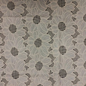 Tela de encaje ligera tejida con bordado floral blanco de algodón peinado de alta demanda para tops de novia y vestidos étnicos - Product Image 1