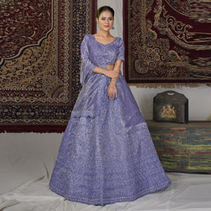 Lehenga Choli de tela de sarga con bordado intrincado, blusa coordinada con vuelo, dupatta de brillo suave, largo hasta el suelo, sin arrugas, para fiesta de graduación - Product Image 3