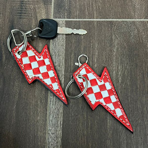 Nouveau porte-clés minimaliste mini éclair à motif à carreaux en cuir de vachette façonné élégant pour clés de voiture et accessoires de sac unisexe - Product Image 4