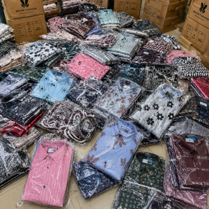 เสื้อผ้าสำเร็จรูปสต็อกล็อตใหญ่จากดาก้า เสื้อเชิ้ตส่วนเกิน เสื้อชายหาด เสื้อผ้ารีสอร์ท ผู้ชาย คละแบบ ของเหลือใช้ รวมเป็นชุด จัดส่งเร็ว - Product Image 2