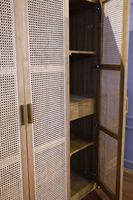 Armoire Enzo à 3 portes en teck massif et rotin, meuble moderne de grande capacité pour la chambre à coucher et le salon