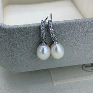 Boucles d'oreilles pendantes en perles d'eau douce Aurora Flawless de 6 à 7 mm, boucles d'oreilles en forme de goutte serties de diamants, accessoire de mode polyvalent - Product Image 4