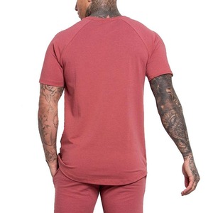 T-shirt sportif pour homme, manches courtes, rouge, coupe ajustée, col rond, tricoté, couleur unie, polyester, séchage rapide - Product Image 6