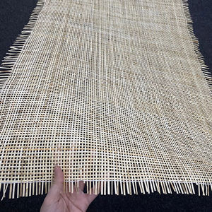 Rollo de cincha de ratán Color blanqueado-Bastón de malla abierta-Fabricantes Cincha de caña de ratán de Vietnam/Sra. Lima - Product Image 1