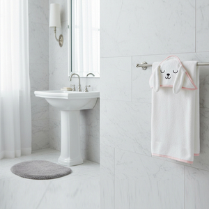 Serviette de bain à capuche pour bébé en coton de bambou bio, ultra douce, pelucheuse, hypoallergénique, écologique, absorbante, personnalisable. - Product Image 6