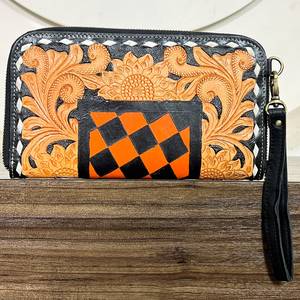 <b>Women</b> Fashionable Hand Tooled Floral Design <b>Card</b> Holder Clutches Orange & Black Checkered Design Multifunctional Zipper <b>Wallets</b> - Product Image 4